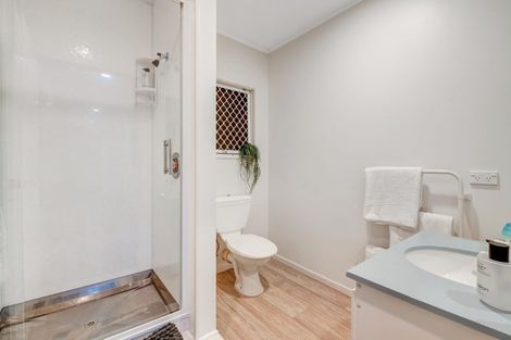Photo of property in 54 The Circle, Manly, Whangaparaoa, 0930