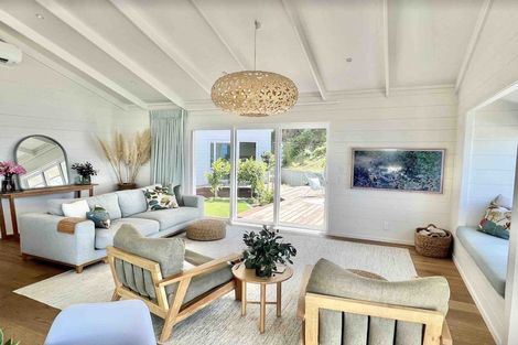 Photo of property in 139 Priestley Terrace, Bluff Hill, Napier, 4110