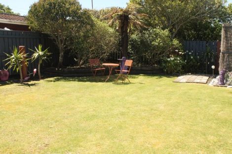 Photo of property in 2 Martin Place, Carters Beach, Westport, 7825