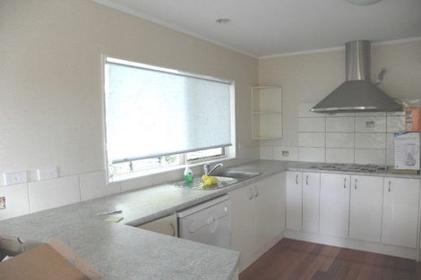 Photo of property in 60a Titirangi Road, New Lynn, Auckland, 0600