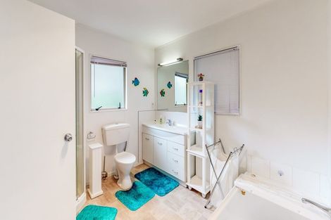 Photo of property in 3/692 Whangaparaoa Road, Stanmore Bay, Whangaparaoa, 0932