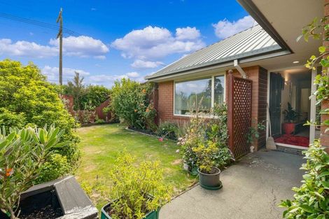 Photo of property in 1 Oakden Drive, Darfield, 7510