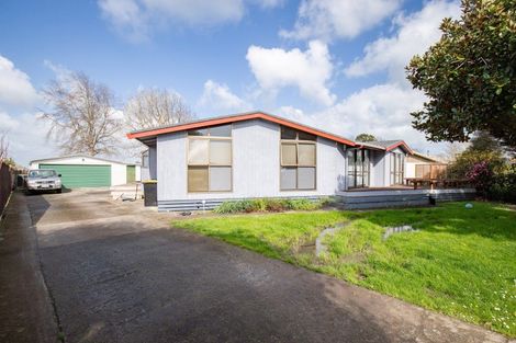 Photo of property in 19 Mahana Road, Ngatea, 3503