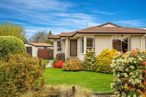 Photo of property in 2a Mallett Place, Halswell, Christchurch, 8025