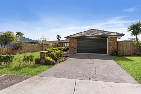 Photo of property in 73 Burswood Drive, Burswood, Auckland, 2013