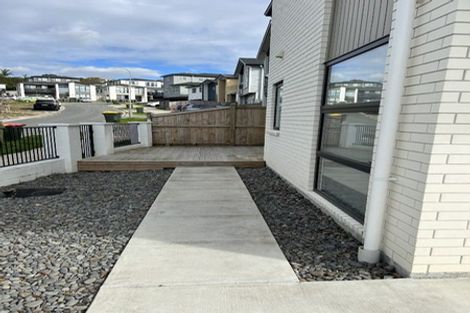 Photo of property in 1 Lime Rise, Flat Bush, Auckland, 2019