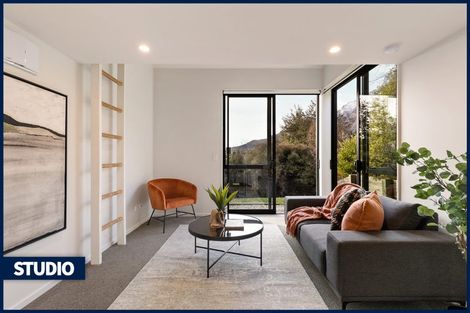 Photo of property in 4 Aberdare Court, Jacks Point, Queenstown, 9371