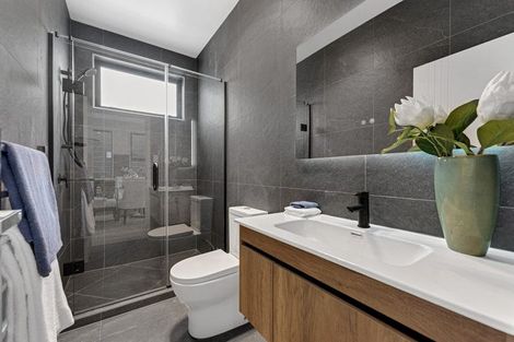 Photo of property in 1 Taukahiwi Road, Pukekohe, 2120