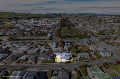 Photo of property in 14 Mary Street, Gore, 9710