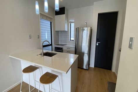 Photo of property in 6 Parahau Road, Papakura, 2110