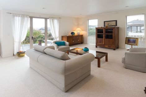 Photo of property in 11a Waller Avenue, Bucklands Beach, Auckland, 2012