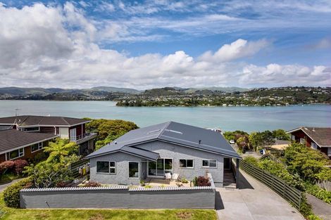 Photo of property in 54 Penryn Drive, Camborne, Porirua, 5026