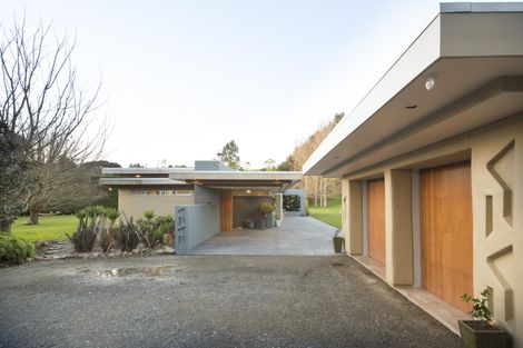 Photo of property in 115 Turitea Road, Fitzherbert, Palmerston North, 4472