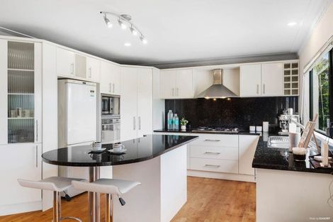 Photo of property in 33 Killybegs Drive, Pinehill, Auckland, 0632