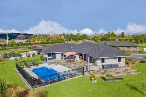 Photo of property in 6 Summerfield Way, Parahaki, Whangarei, 0112