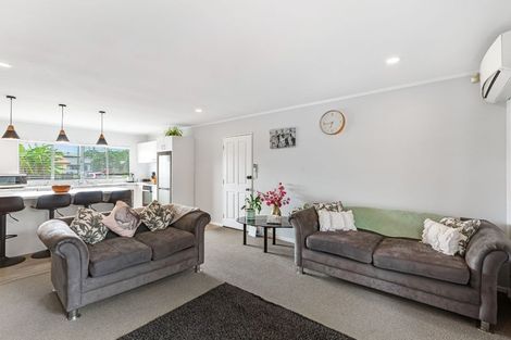 Photo of property in 5 Neta Grove, Henderson, Auckland, 0612