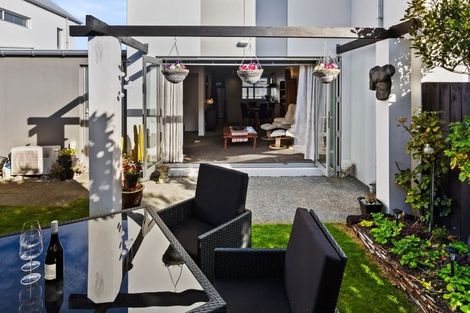 Photo of property in 450b Madras Street, St Albans, Christchurch, 8014