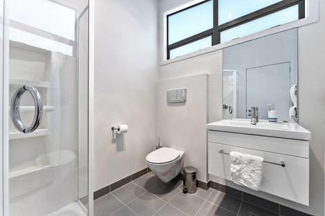 Photo of property in 72 Duncansby Road, Stanmore Bay, Whangaparaoa, 0932