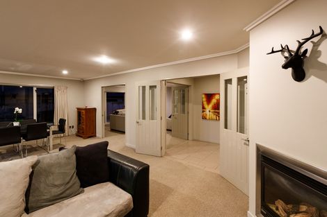 Photo of property in 5 Silkwood Place, Fitzherbert, Palmerston North, 4410
