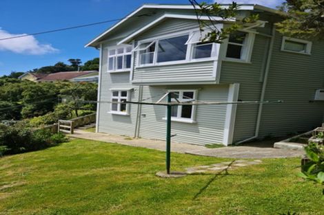 Photo of property in 2 Harland Street, Brooklyn, Wellington, 6021