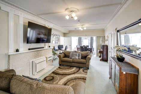 Photo of property in 71 Latham Street, Marewa, Napier, 4110