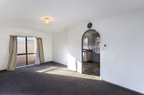 Photo of property in 3a Dickson Crescent, Hornby, Christchurch, 8042