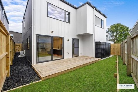 Photo of property in 339b Bucklands Beach Road, Bucklands Beach, Auckland, 2012