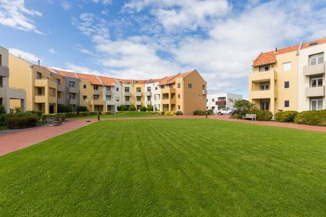 Photo of property in Marrakech Cafe, 57/305 Evans Bay Parade, Hataitai, Wellington, 6021