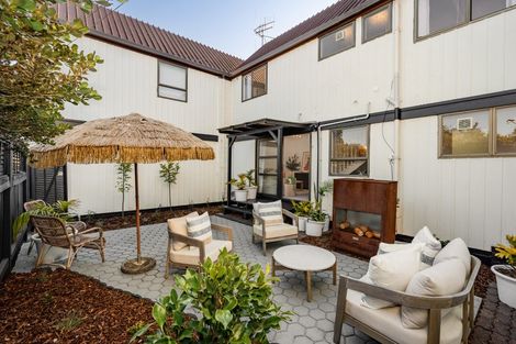 Photo of property in 4/506 Devonport Road, Tauranga South, Tauranga, 3112