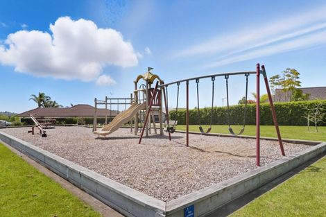 Photo of property in 57 Benmore Crescent, Pyes Pa, Tauranga, 3112