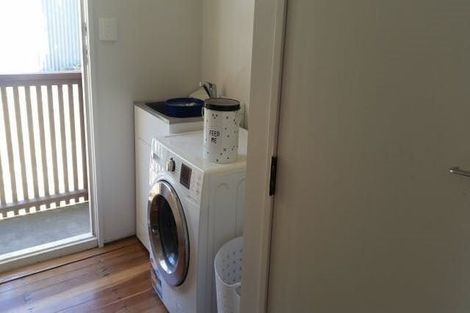 Photo of property in 19 Holmes Grove, Naenae, Lower Hutt, 5011