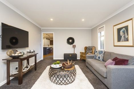 Photo of property in 16 Freedom Drive, Kelvin Grove, Palmerston North, 4414