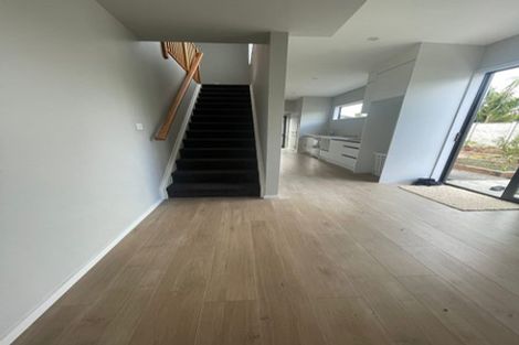 Photo of property in 2 Pitoitoi Drive, Riverhead, 0820