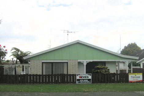 Photo of property in 2 Yatton Street, Greerton, Tauranga, 3112