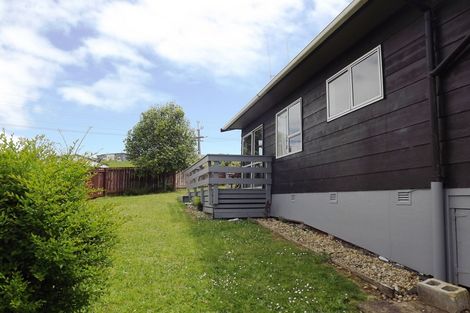 Photo of property in 19 Simon Road, Raglan, 3225
