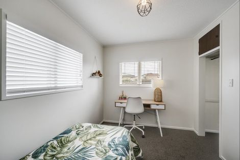 Photo of property in 20 Gebbie Road, Taradale, Napier, 4112