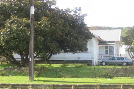 Photo of property in 73 George Street, Hikurangi, 0114