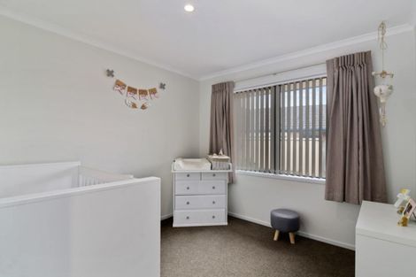 Photo of property in 25 Hamon Place, Pukehangi, Rotorua, 3015