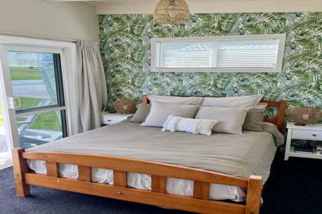 Photo of property in 37 Bluff Road, Kuaotunu West, Whitianga, 3592