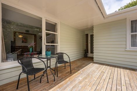 Photo of property in 12 Pembroke Street, Tawa, Wellington, 5028