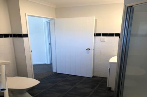 Photo of property in 18 Feeny Crescent, East Tamaki, Auckland, 2013