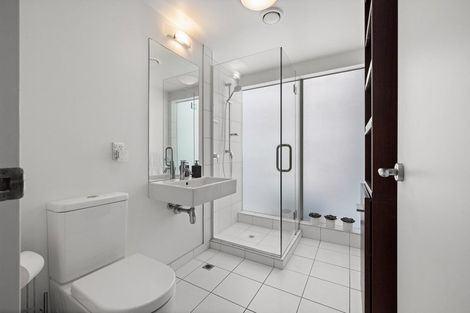 Photo of property in 10/74 Oriental Parade, Oriental Bay, Wellington, 6011