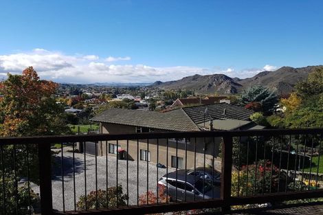 Photo of property in 12 Bodkin Road, Bridge Hill, Alexandra, 9320