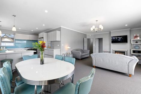 Photo of property in 12 Megaw Close, Whalers Gate, New Plymouth, 4310