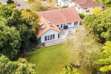Photo of property in 8 Saint Annes Square, Tawa, Wellington, 5028