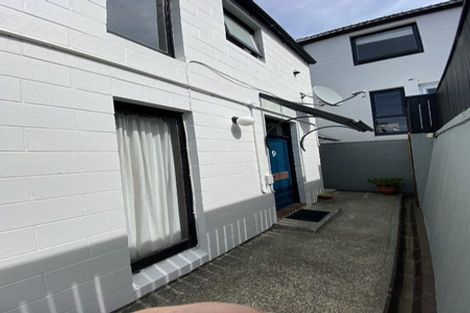 Photo of property in Pitarua Court, 9/11 Pitarua Street, Thorndon, Wellington, 6011