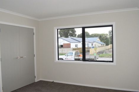 Photo of property in 2 Kingi Te Ahoaho Place, Otaki, 5512