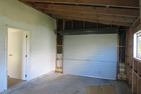 Photo of property in 26 Barneys Farm Road, Clendon Park, Auckland, 2103