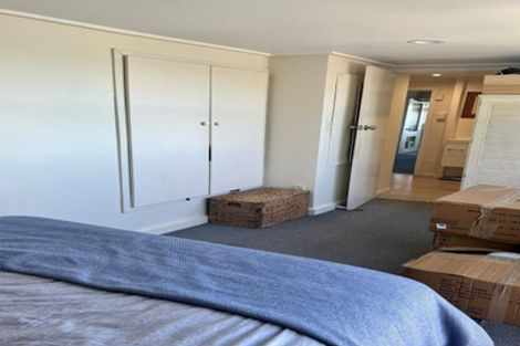 Photo of property in 106 Nicholson Road, Khandallah, Wellington, 6035