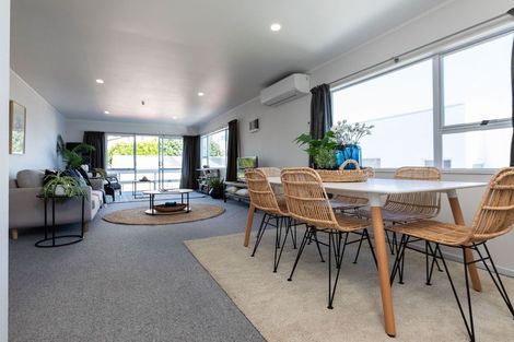 Photo of property in 8b Whiteley Street, Moturoa, New Plymouth, 4310